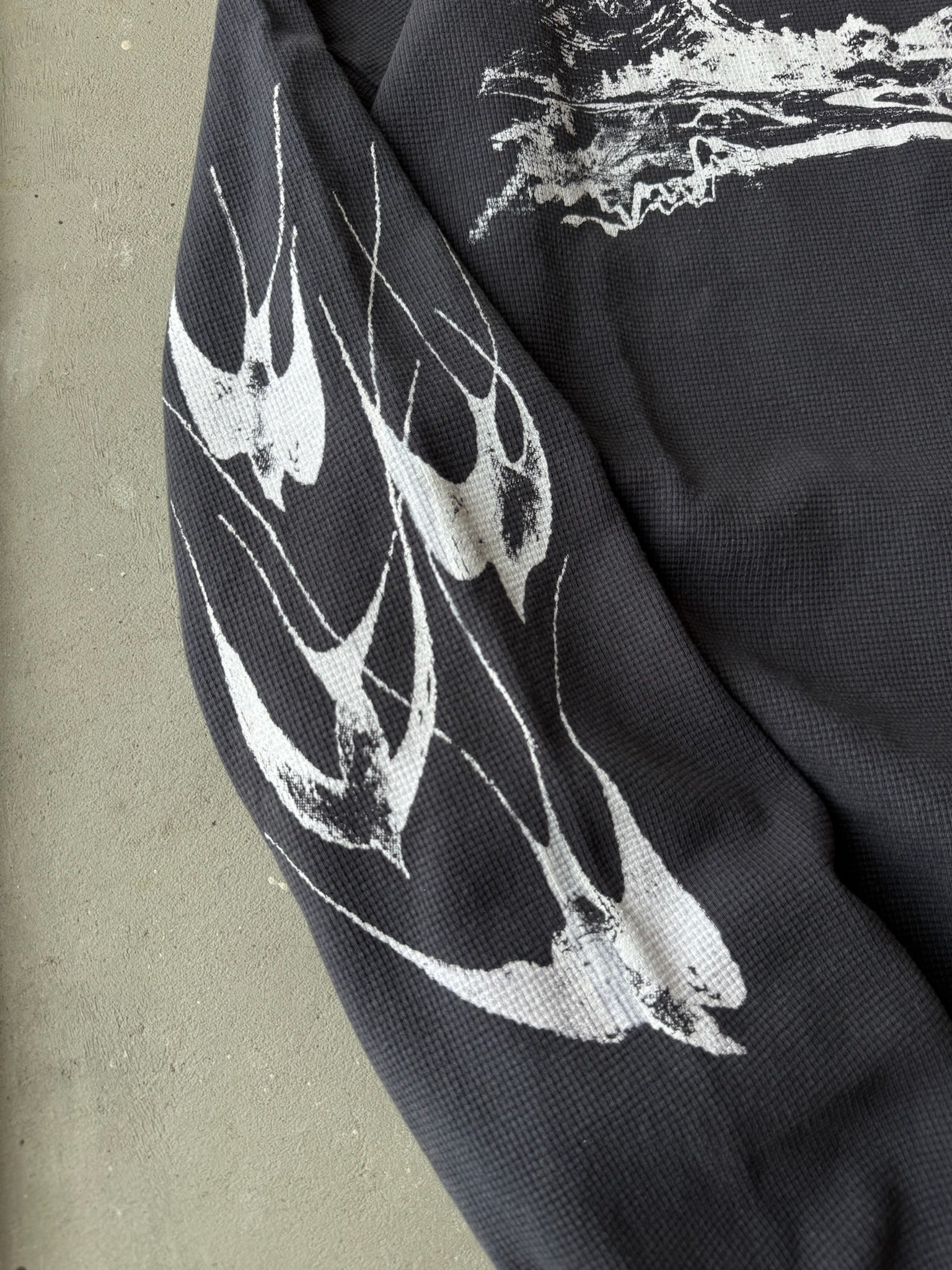 INDIGO, SWALLOWS WAFFLE-KNIT